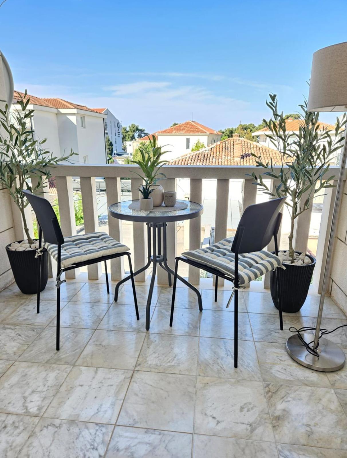 Apartmani Miro Makarska Exterior photo