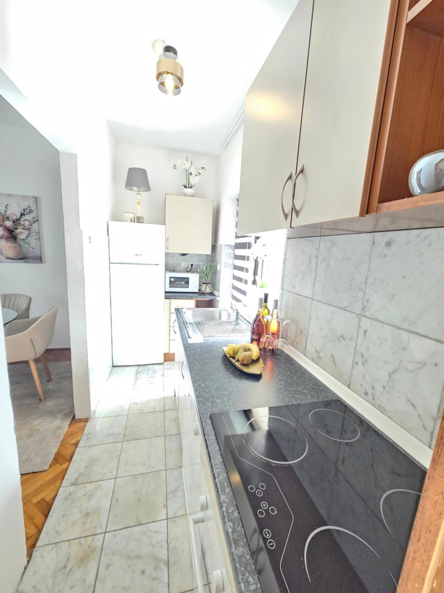 Apartmani Miro Makarska Exterior photo